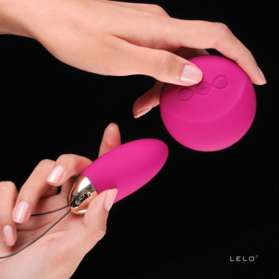 LELO - LYLA 2 INSIGNIA DESIGN EDITION EGG-MASSAGER CERISE